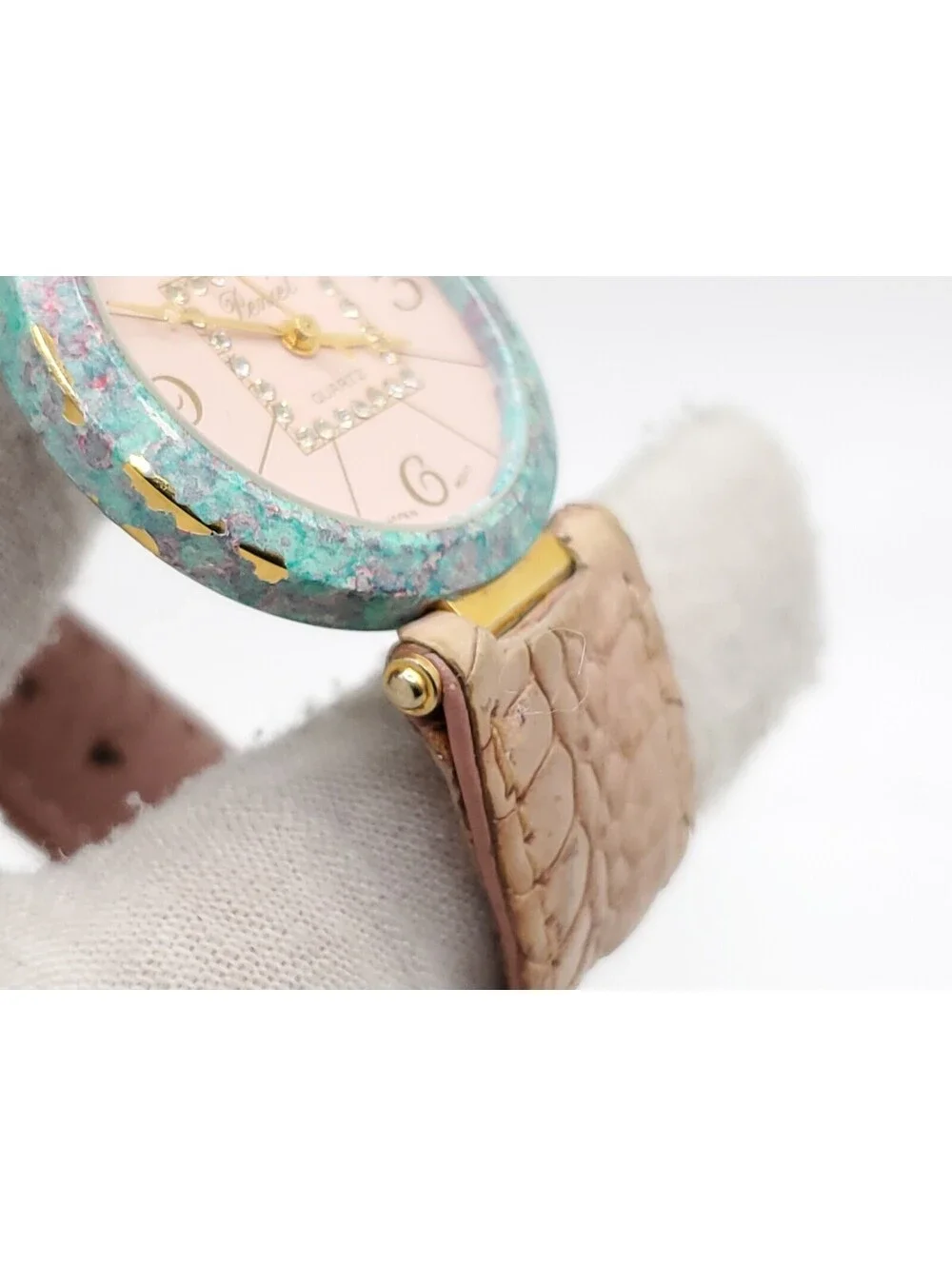 Peniel Quartz Watch Women New Battery Pink Dial Round 30mm